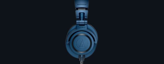 Audio Technica ATH-M50 x headphone